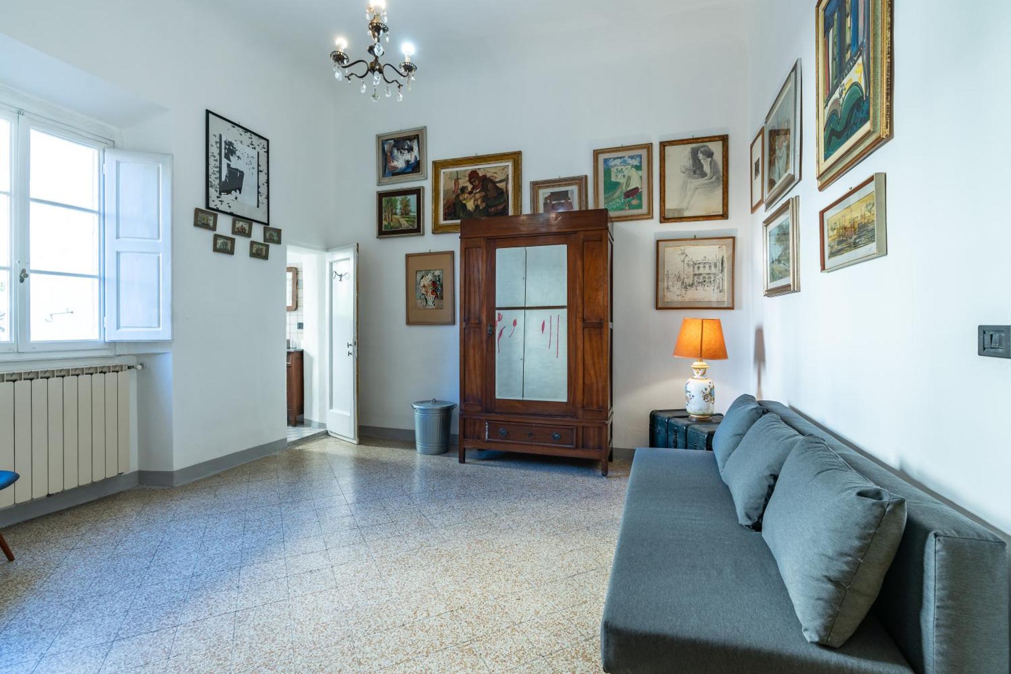 Sant'antonino Cozy Corner Apartment *