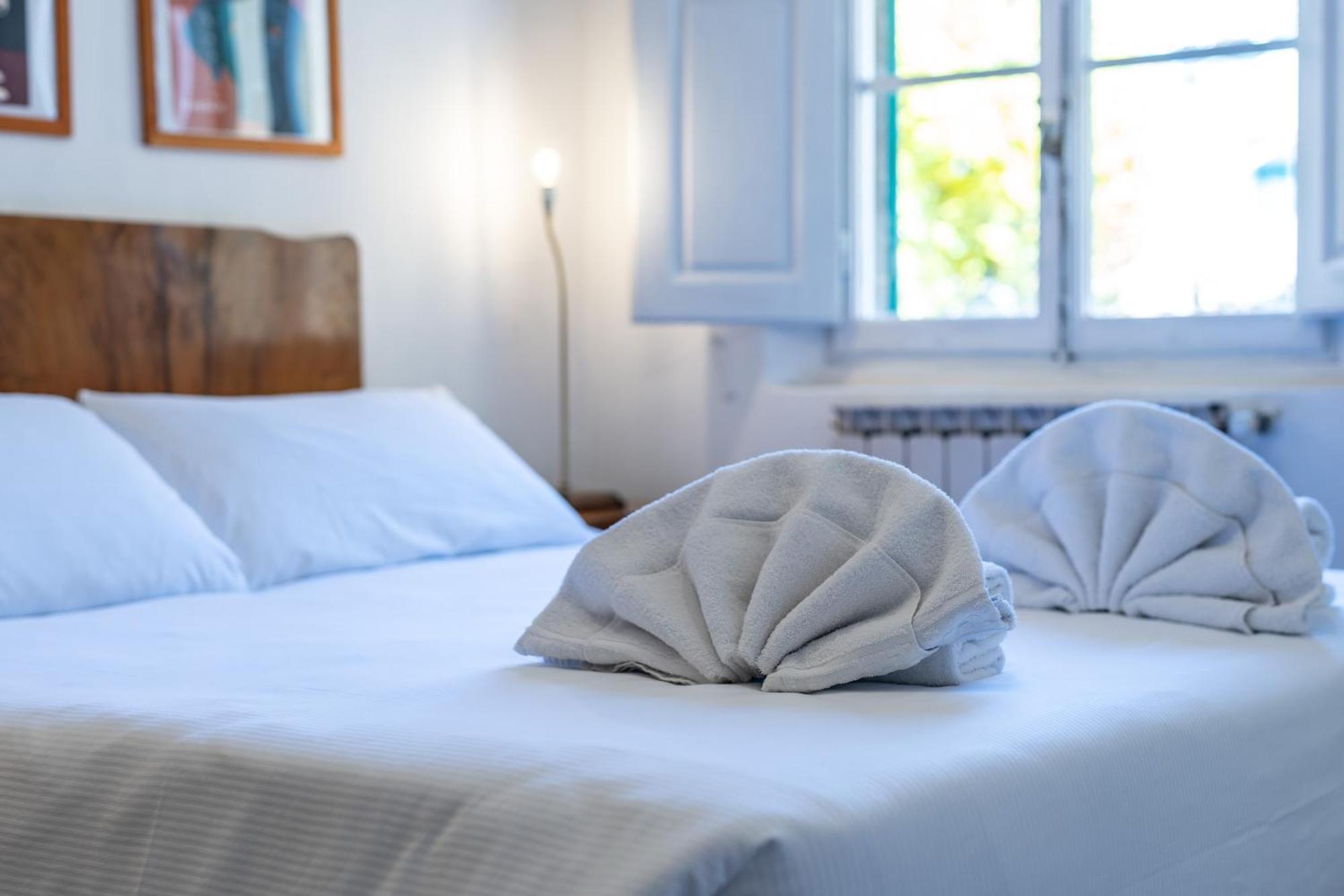 Sant'antonino Cozy Corner Apartment *